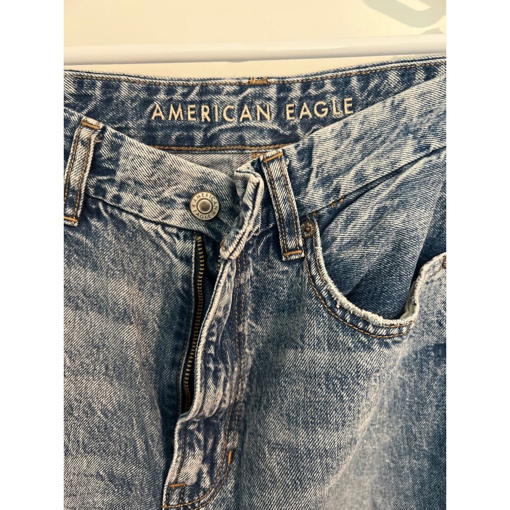 American Eagle Distressed Jeans with Knee Holes – Size 6 - Picture 3 of 6